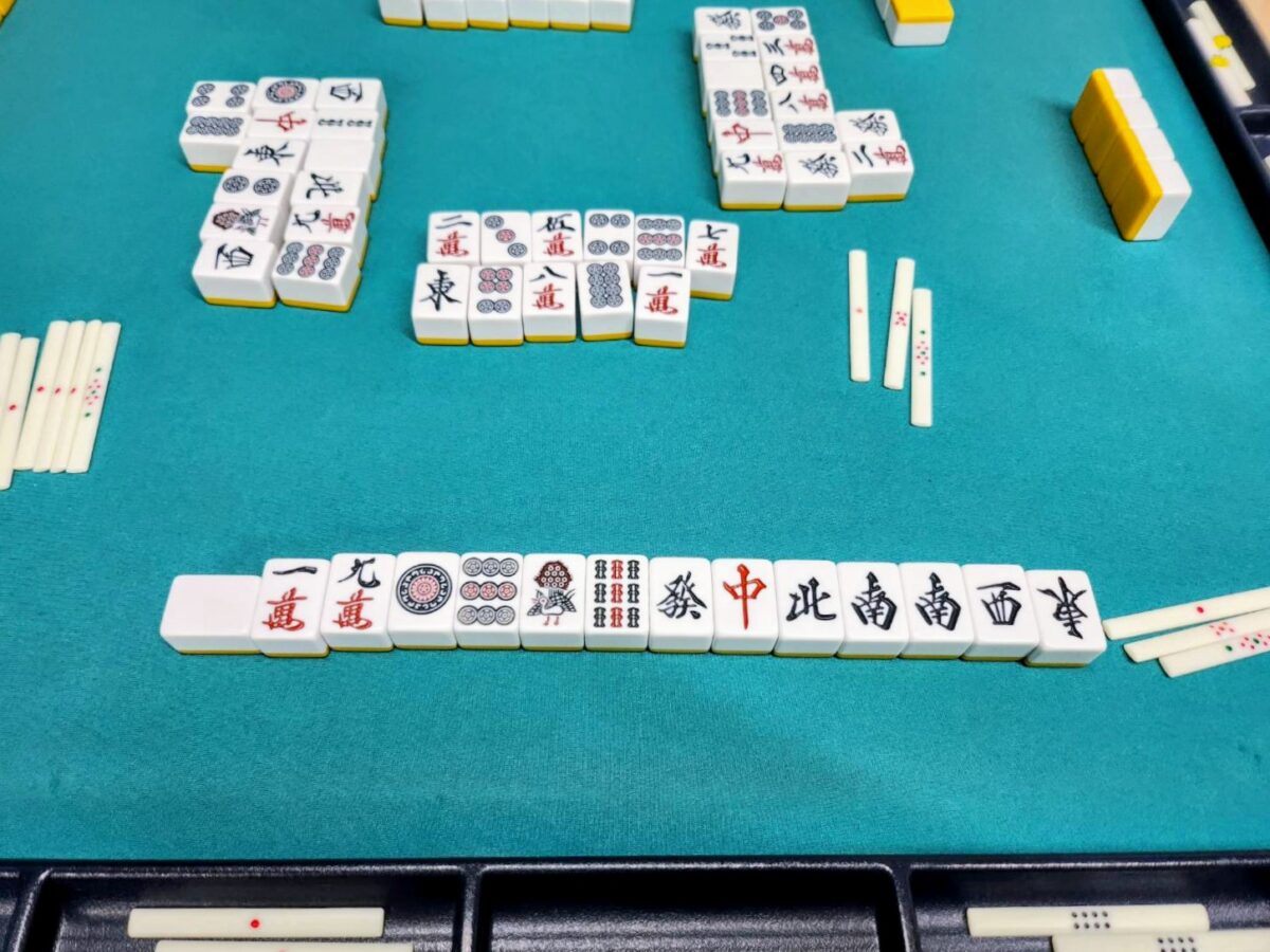 信州大学競技麻雀部咲